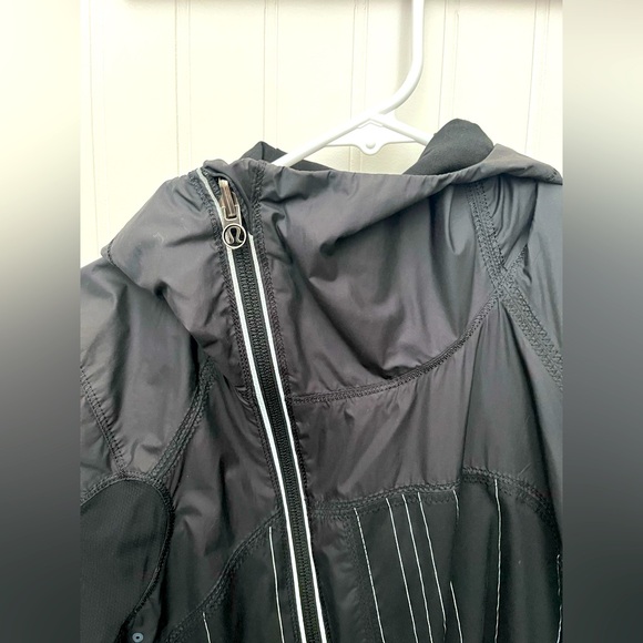 Lululemon Jacket - Picture 2 of 6